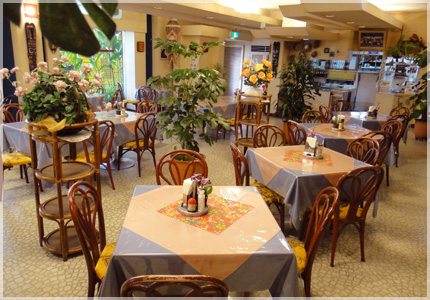 レストランのむらの内観